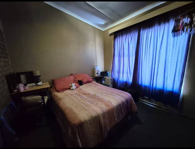 3 BEDROOM TOWNHOUSE FOR SALE IN VANDERBIJLPARK SE 1
